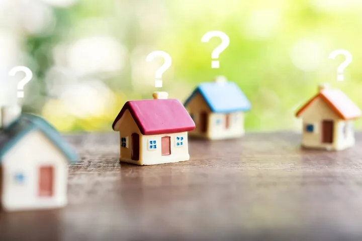如何評估都市更新與危老案對房價的長期推力？2025年投資攻略：三大指標解密