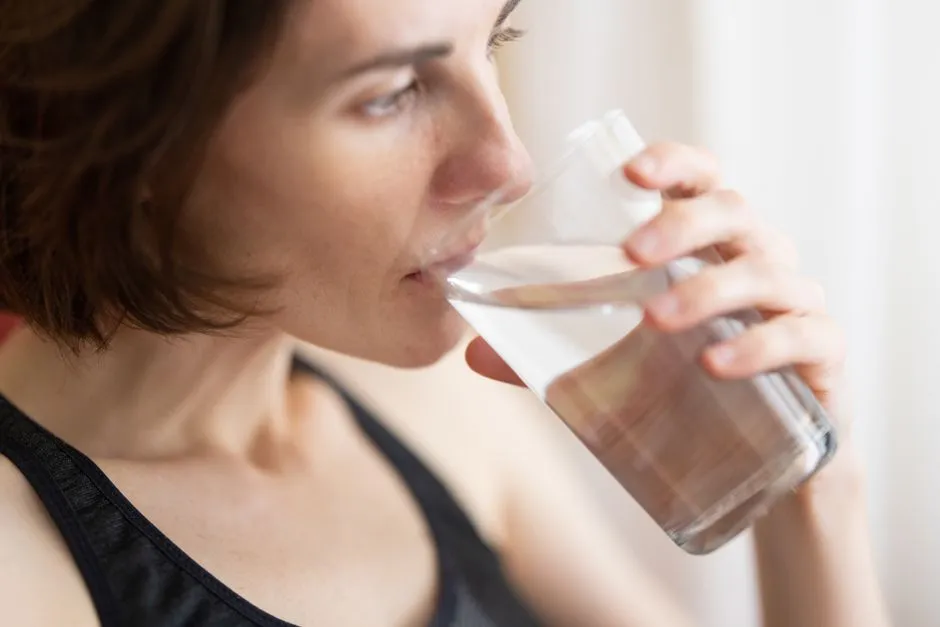 The importance of hydration in skin care:高效保濕攻略,打造水潤光澤肌