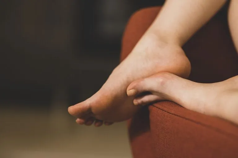 feet