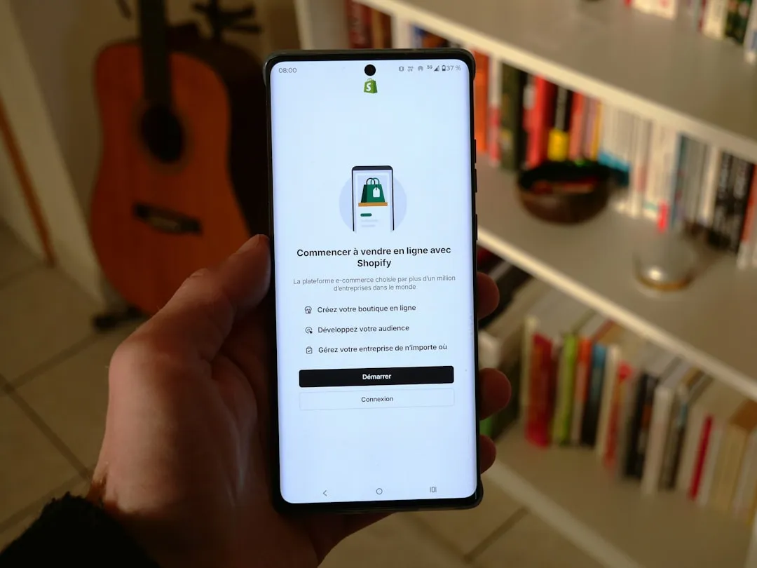 《2023年一鍵代發平台推薦與比較：深入分析Shopify、蝦皮、Oberlo、快手等優缺點》