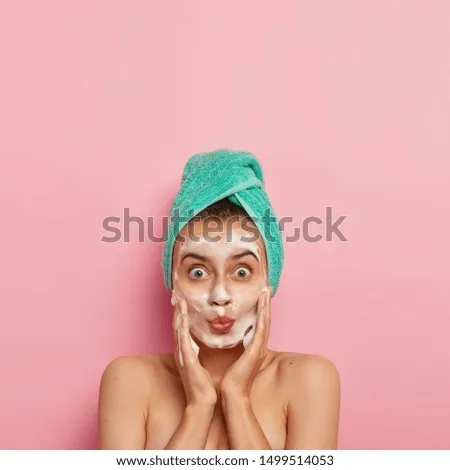 敷完眼膜後洗臉嗎？專家解答你的護膚疑問！