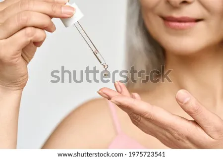 孕期保養精華選擇指南：安全有效，呵護孕期肌膚
