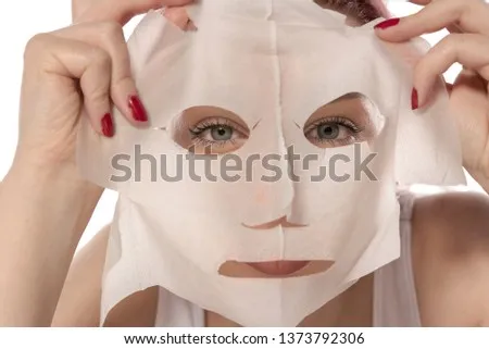 敏感肌面膜怎麼挑才不踩雷？完整教學與成分分析避雷指南