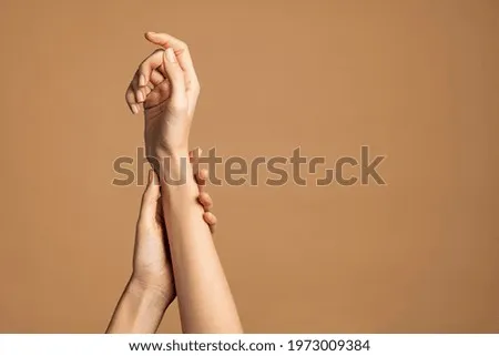 如何挑選適合混合性肌膚的保濕產品？T/U區分區護理高效保濕攻略
