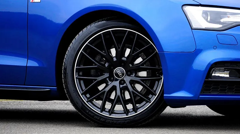 Motorcycle Exhaust Sound Customization vs. New Car Exhaust Personalization: A How-To Guide