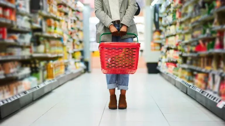 Consumer trust continues to decline, survey finds | CX Dive