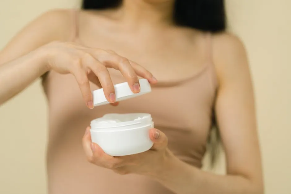 凡士林可以當乳液嗎？皮膚科醫生解答
