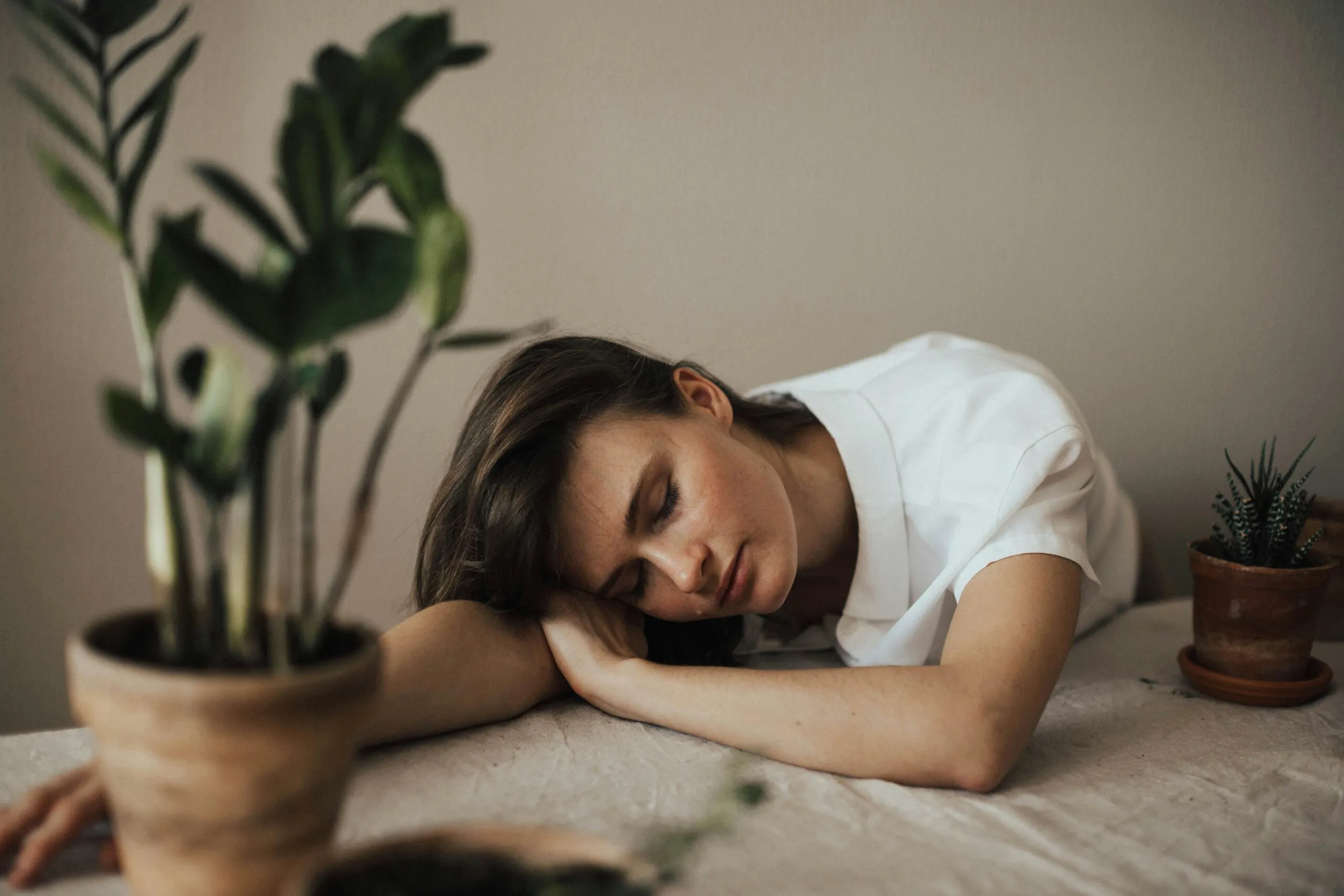 敏感肌膚保養指南：醫師教你如何舒緩肌膚泛紅乾燥