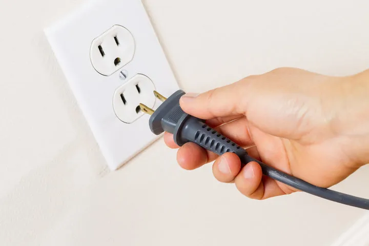 家裡插座夠用就好？從「迴路配置」到「接地線」，了解家中電路的安全關鍵