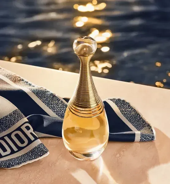 2. Dior:奢華與浪漫的完美融合