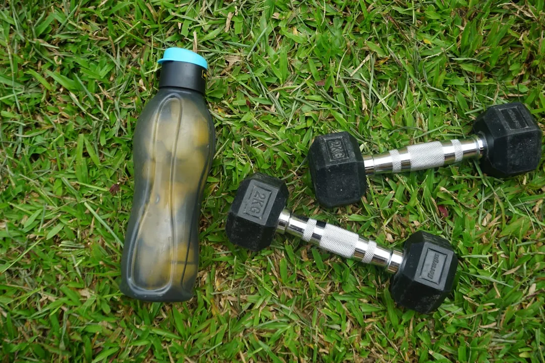 低衝擊有氧運動推薦，適合各年齡層：護膝燃脂全攻略！