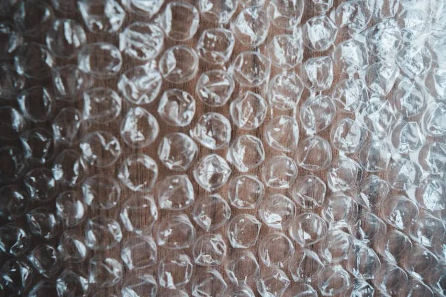 氣泡袋箱購保存與堆放建議：高效儲存攻略，延長壽命，降低成本！