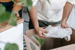 氣泡袋用於商品包裝的示意圖