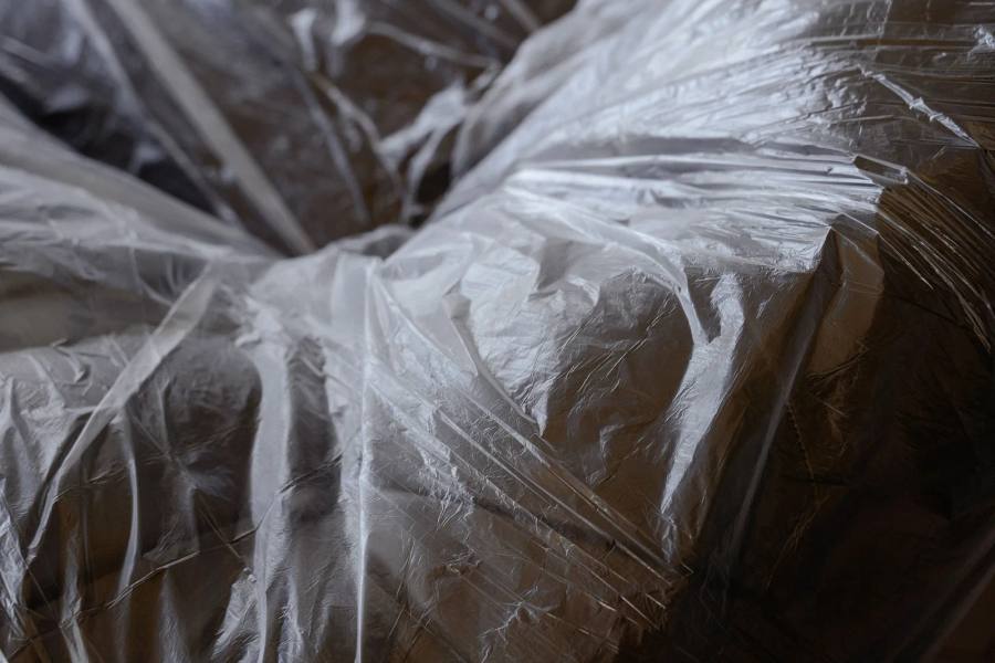 氣泡袋用於商品包裝的示意圖