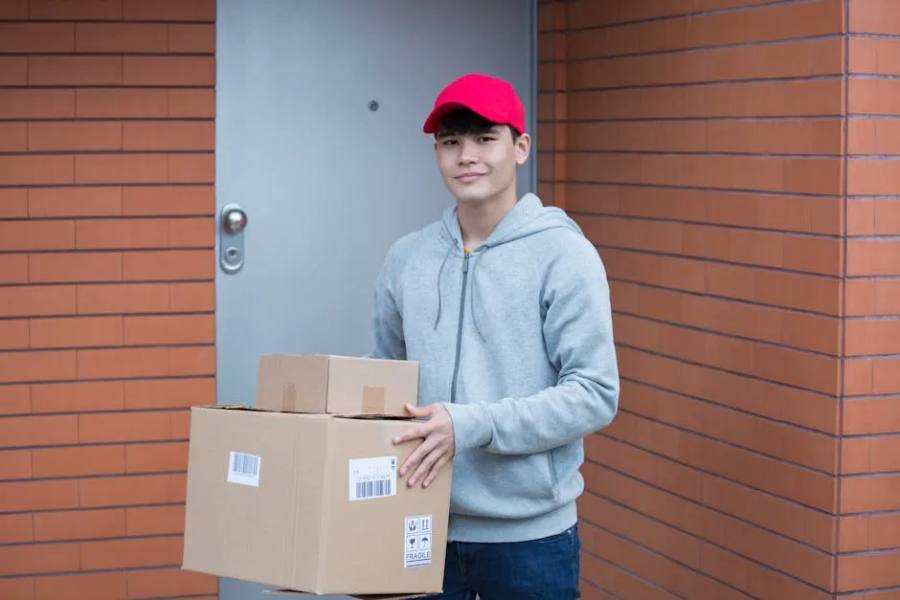 包裹、配送車輛的包裝示意圖
