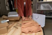 服飾包裝袋俯視平放的包裝示意圖